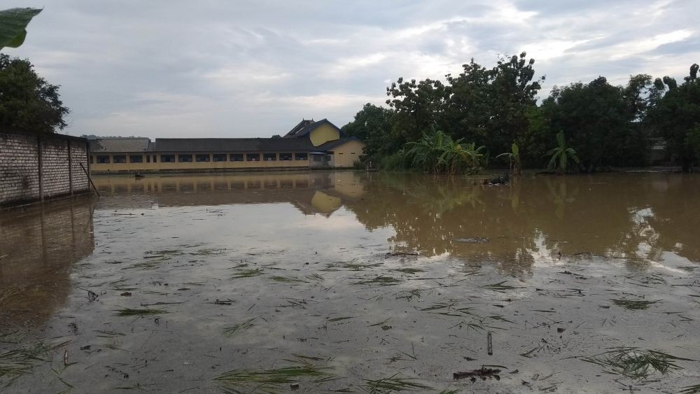 Tanggul Sungai Jebol, Banjir Bandang Terjang Satu Kecamatan di Tuban