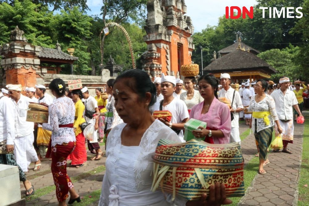 Bali Membolehkan Ibadah Agama, Objek Wisata Masih Ditutup