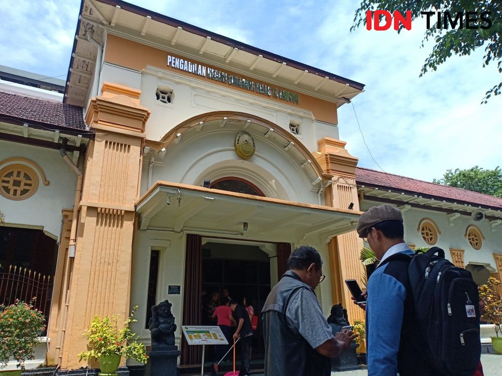 Cegah Corona, PN Surabaya Larang Keluarga Terdakwa Masuk Ruang Sidang