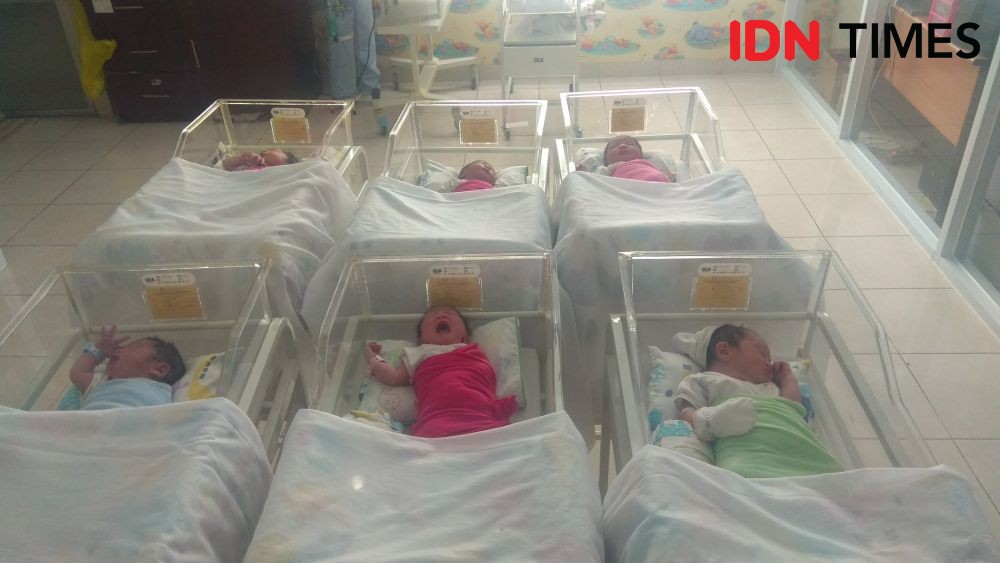 Bayi Kembar Siam Lahir di RSMH Palembang Mendapat Perawatan Intensif 