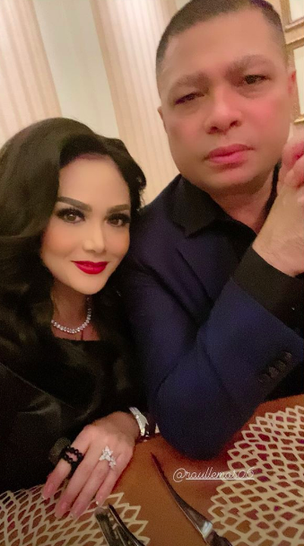 Harmonis Banget! 10 Momen Manis Krisdayanti Siapkan Kejutan Ultah Raul