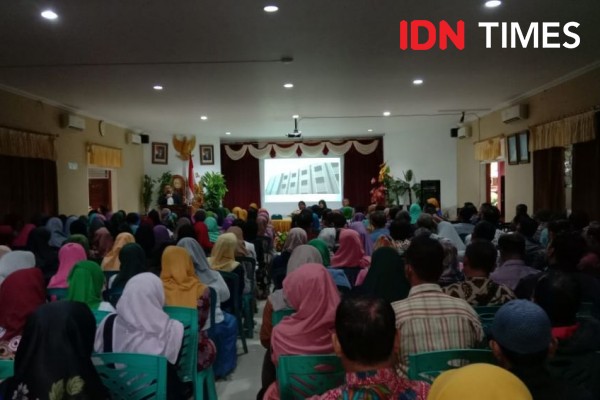 Sekolah Gratis! SMA 1 Kudus Kembalikan Rp200 Juta Uang SPP Siswa