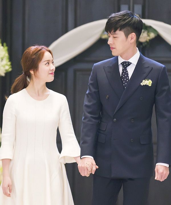 10 Artis yang Pernah Digosipkan Pacaran dengan Hyun Bin & Son Ye Jin