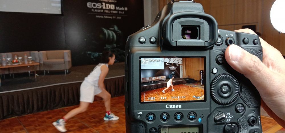 Hands On Canon Eos 1d X Mark Iii Harga Kelebihan Dan Spesifikasinya