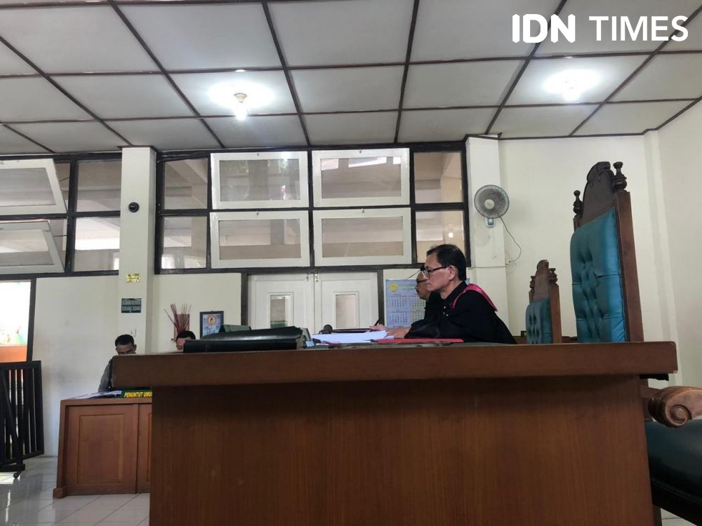 Distributor Tuak di Palembang Divonis Majelis Hakim  Denda Rp3 Juta  