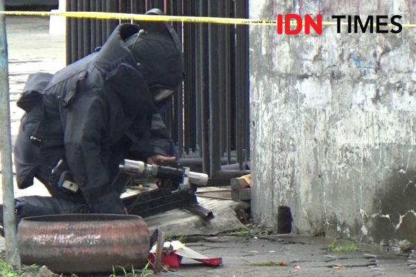 Benda Misterius Mirip Bom Diledakkan Jihandak Brimob Pekalongan