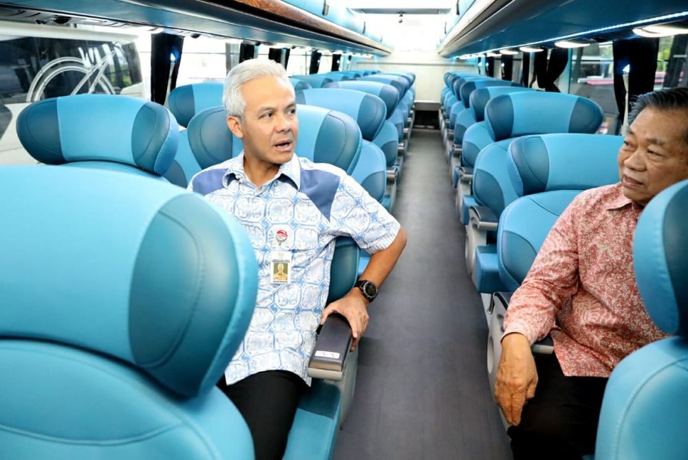 10 Bus 2 Lantai Asal Jawa Tengah Diekspor Pertama Kali ke Bangladesh