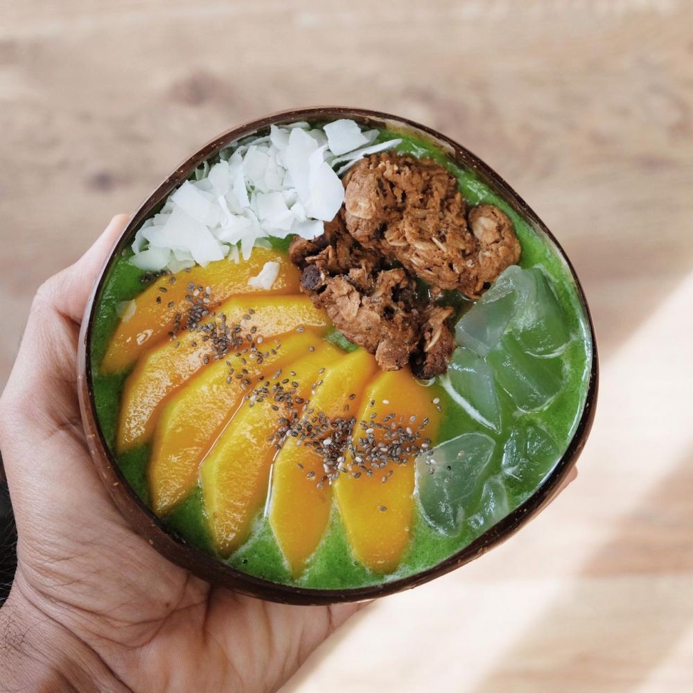 11 Smoothie Bowl, Warna-warnikan Harimu dengan Sayur dan Buah