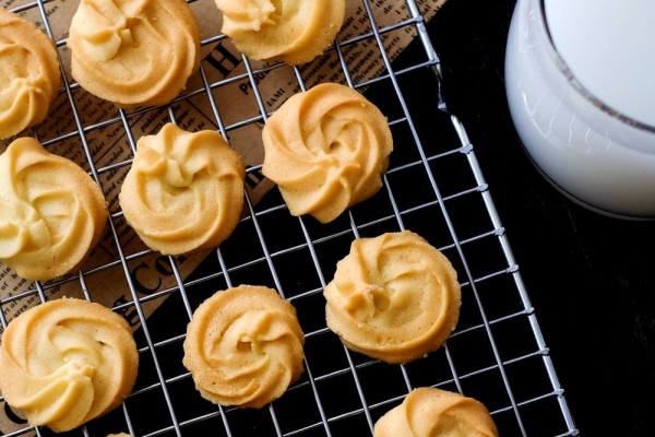 Yuk Bikin Butter Cookies yang Renyah, Caranya Gampang Banget!