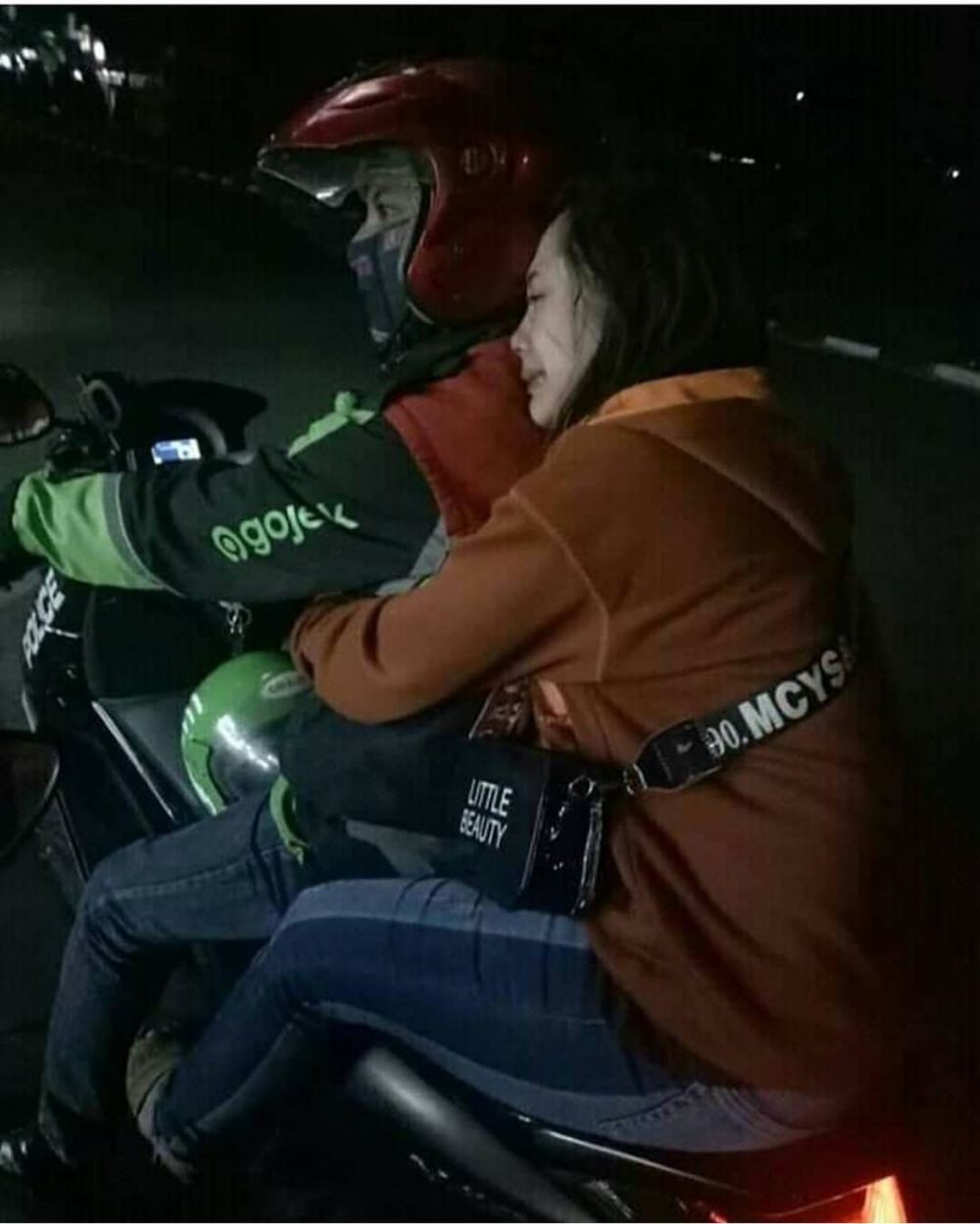 Sempat Viral, 10 Kisah Bucin Driver Ojol yang Bikin Ngakak!