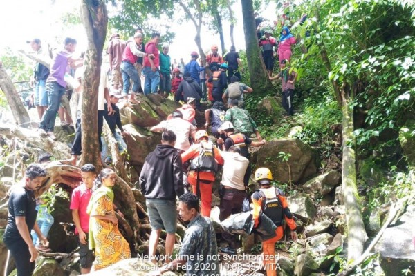 Jenazah Mahasiswi Tenggelam di Objek Wisata Air Terjun Maros Ditemukan