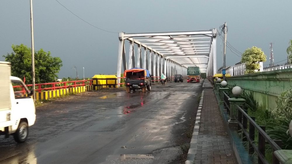 Jembatan Cincin Diperbaiki, Truk Muatan Besar Dilarang Melintas