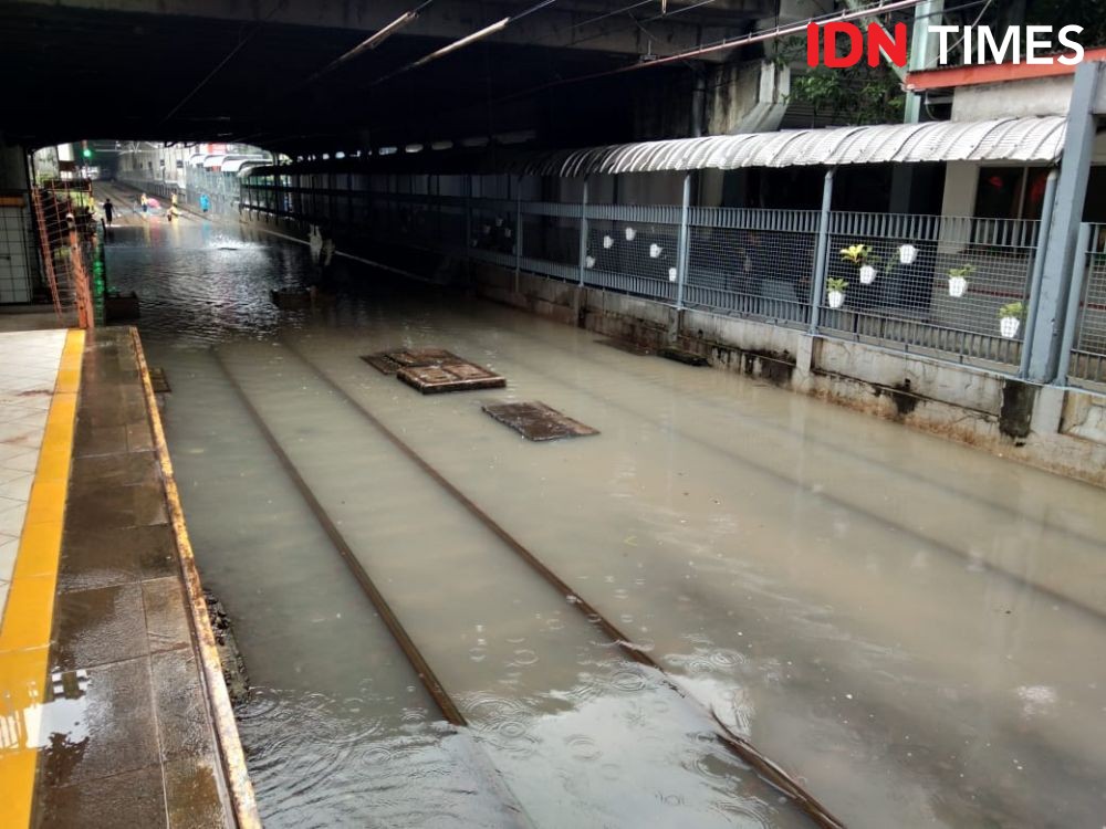 Jakarta Banjir, 6 Kereta Menuju Pantura Jawa Tengah Telat 3 Jam