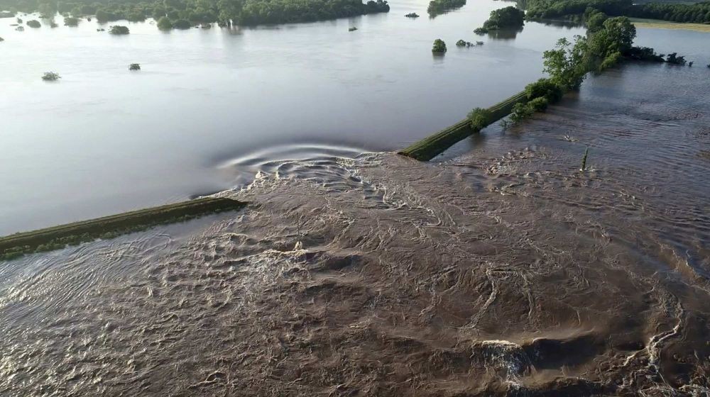 8 Fakta Ilmiah Banjir Tipe, Penyebab dan Dampaknya