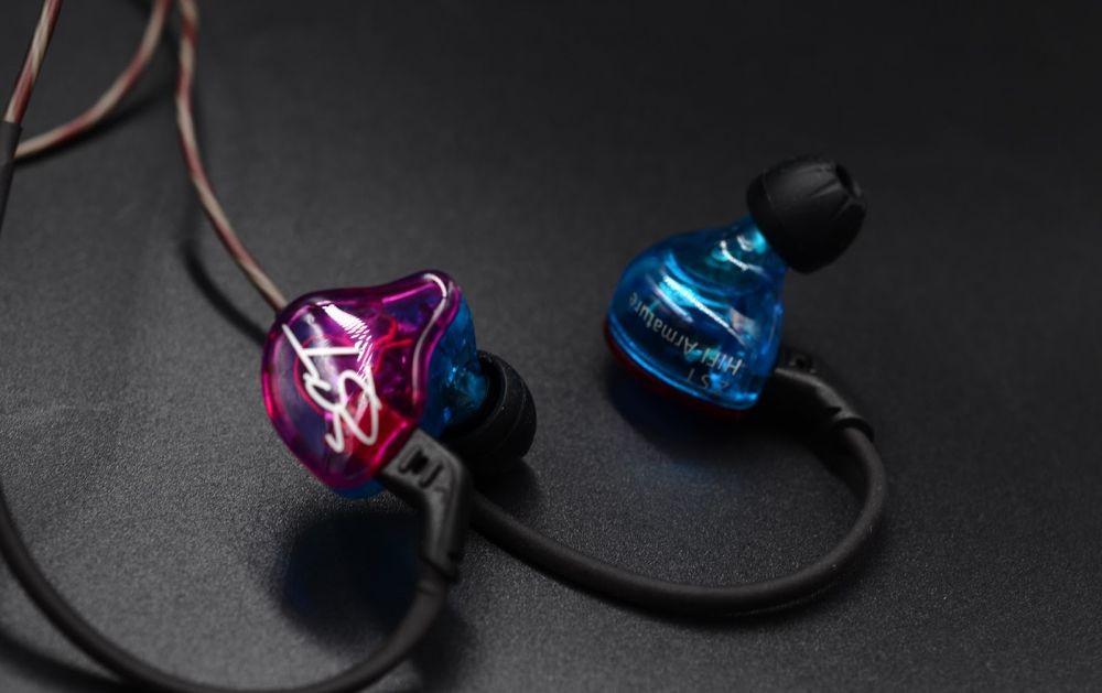 12 Rekomendasi Earphone Terbaik 2023 di Bawah Rp200 Ribu