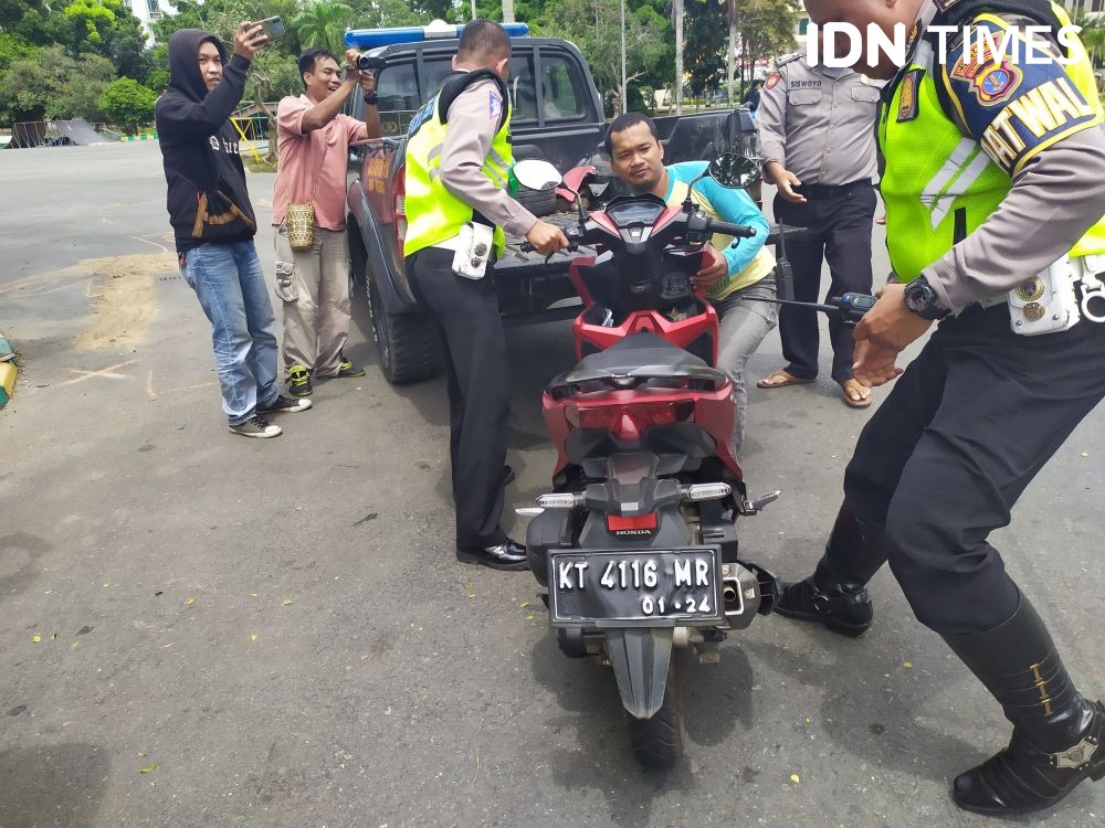 Naik Ojol, Ibu Empat Anak Tewas Dilindas Bus di Samarinda 