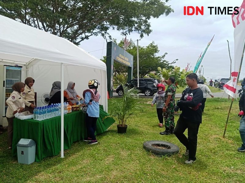 Warga dan Kodim Penajam Paser Utara Buka Rest Area Haul Guru Sekumpul