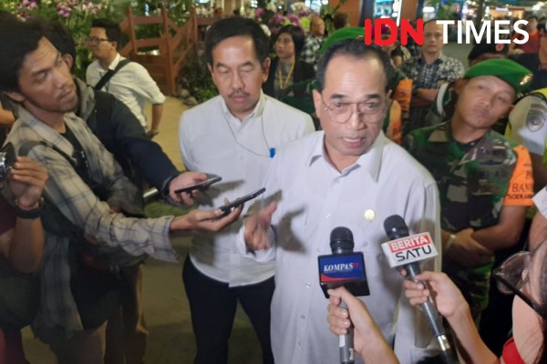 Pantau Jemaah Umrah di Bandara Soetta, Menhub: Mereka Kecewa, Tapi...