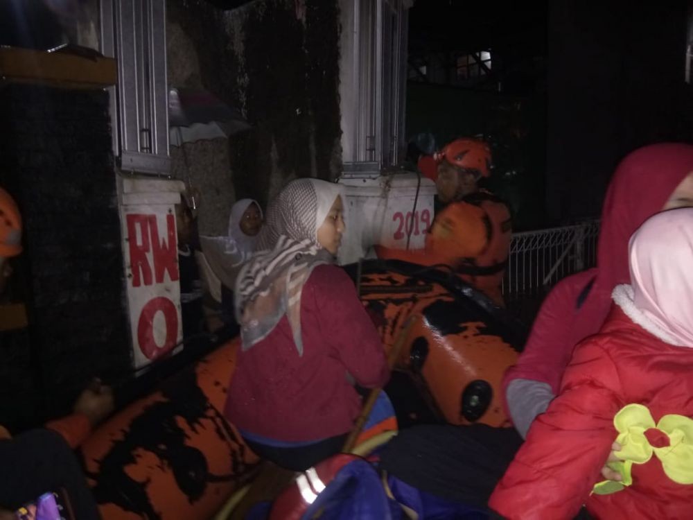 300 Rumah di Sumedang dan Kabupaten Bandung Terendam Banjir