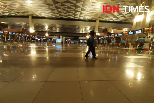 Penumpang Pesawat di Bandara Angkasa Pura II Turun Hampir 5 Persen