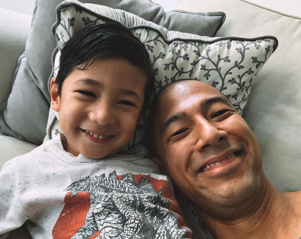 Ulala.. Bule Abis! Ini 10 Potret Seth Ananda, Anak Marcell Siahaan