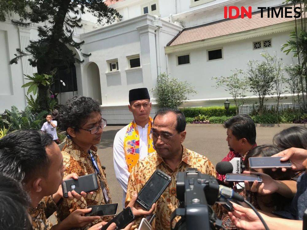 Jejak Menhub Budi Karya Sebelum Terkena Virus Corona