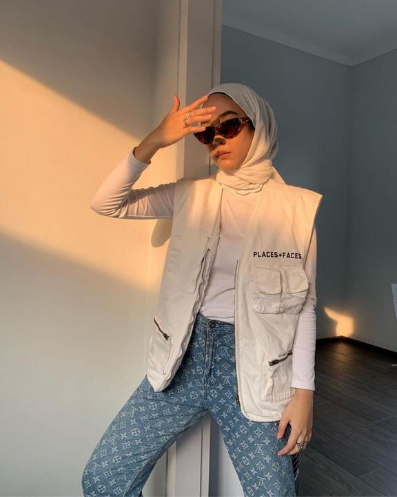 9 OOTD Hijab Streetwear ala Intan Khasanah "Strngrrr ...