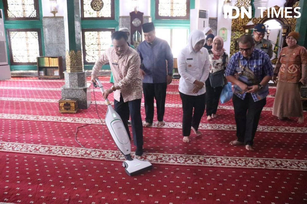 Cegah Virus Corona, Wawako Palembang Jalankan Instruksi Dewan Masjid 