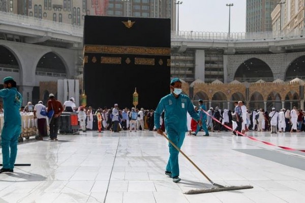 Arab Saudi Terapkan Lockdown di Riyadh, Mekkah, dan Madinah