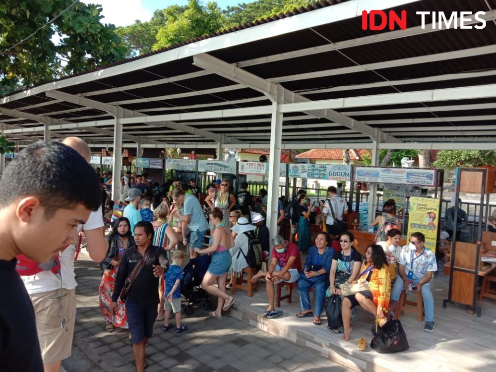 Cegah Virus Corona, Bali Desinfeksi Pelabuhan Penyeberangan di Sanur