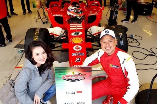 Intip 10 Gaya Pacaran Julie Estelle dan David Sebelum Menikah