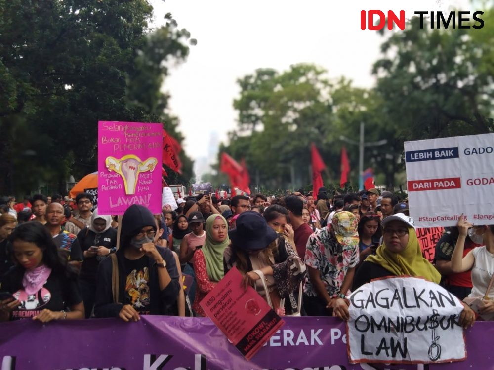4 Fase Perkembangan Feminis di Indonesia