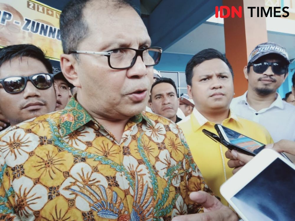 Pilkada Makassar, Danny Pomanto Terima Surat Tugas dari Golkar