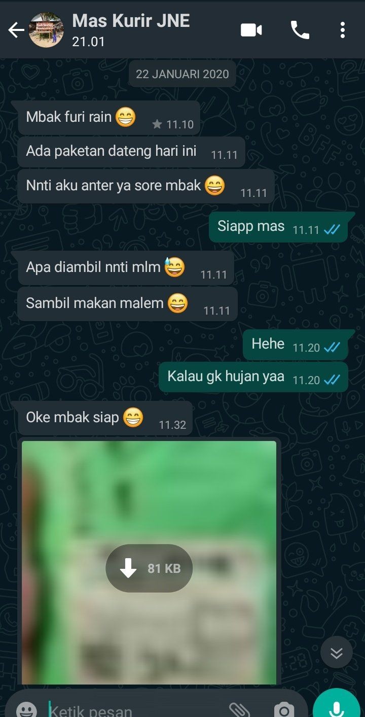 Potret Chattingan Kocak Saat Kurir Kirim Paket Bikin Tepuk Jidat