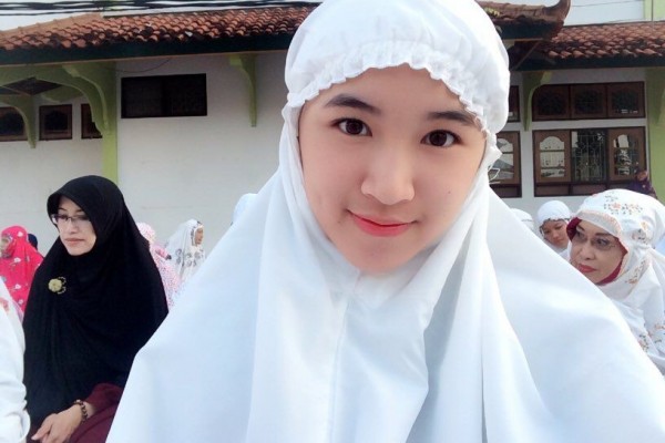 review terbaru: Zara Jkt48 Hijab