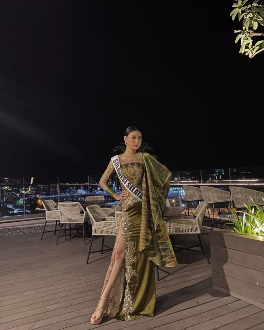 Ide Kebaya & Busana Etnik Karina Widjaja, Puteri Indonesia dari Sulsel