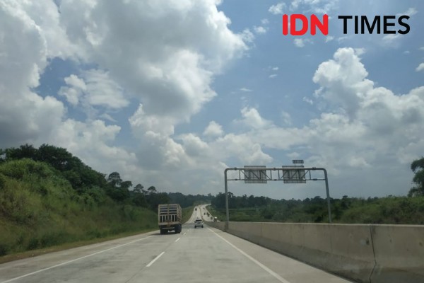 Biar Gak Celaka, Perhatikan 6 Hal Ini Saat Mengemudi di Jalan Tol