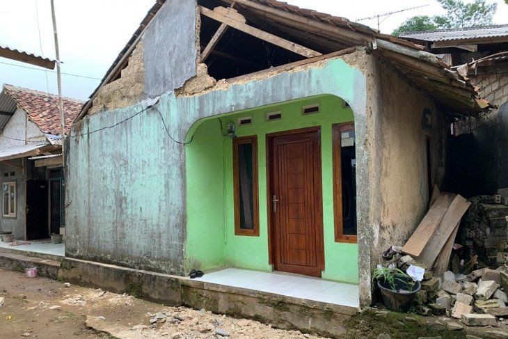 Gempa 5SR, Ridwan Kamil Minta Bupati Sukabumi Datangi Daerah Terdampak