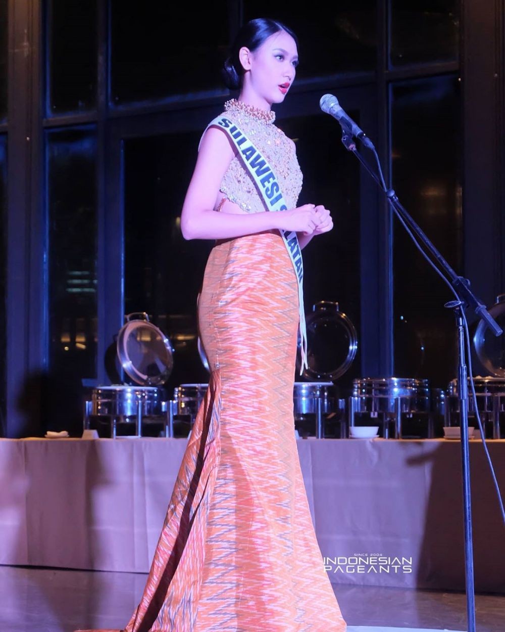 Ide Kebaya & Busana Etnik Karina Widjaja, Puteri Indonesia dari Sulsel