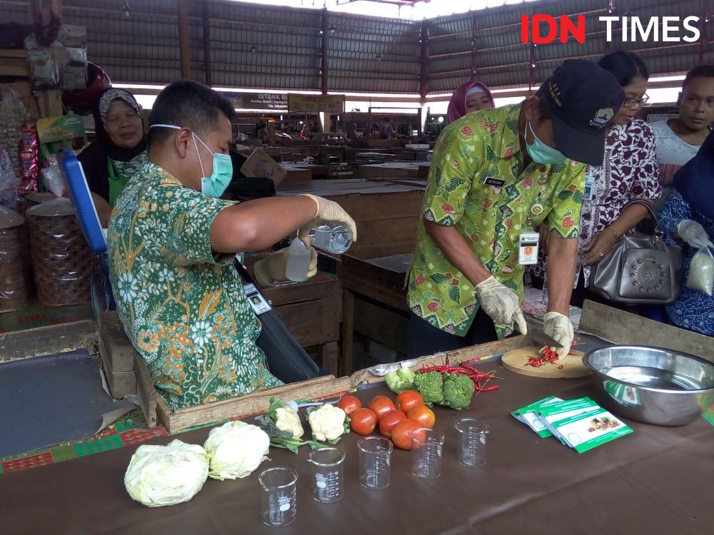 Sidak Pangan Cek Residu Pestisida Sayuran di Pasar Purbalingga 