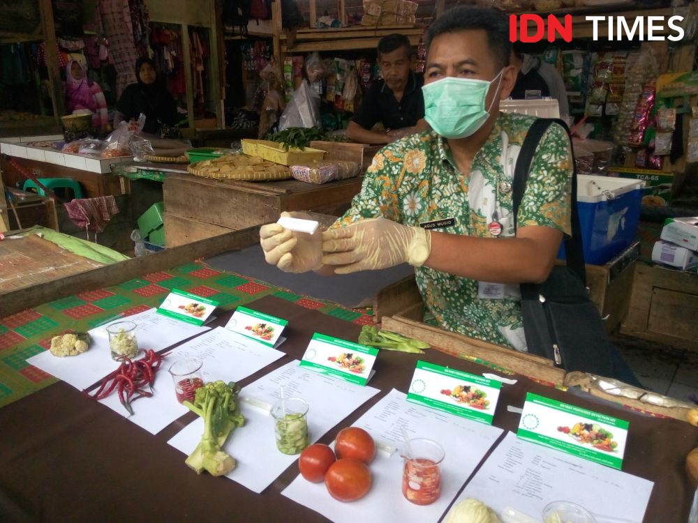 Sidak Pangan Cek Residu Pestisida Sayuran di Pasar Purbalingga 