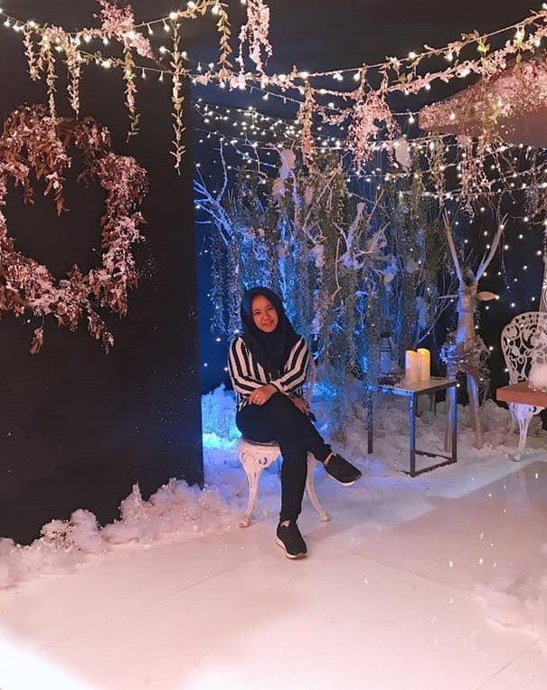 9 Potret Liburan ala Lala, Pengasuh Rafathar yang Curi Perhatian