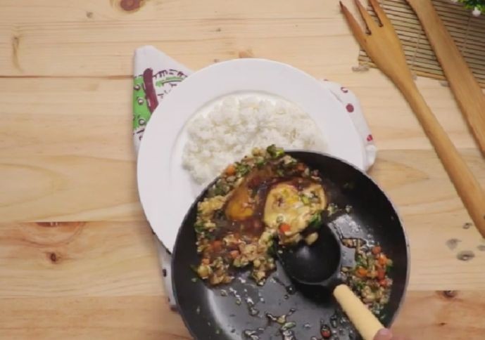 Sederhana tapi Nikmat! Ini Resep Masak Nasi Telur Pontianak ala Yummy