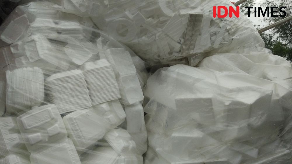 Pakai Alat Ini Bisa Hasilkan Duit Dari Sampah Styrofoam