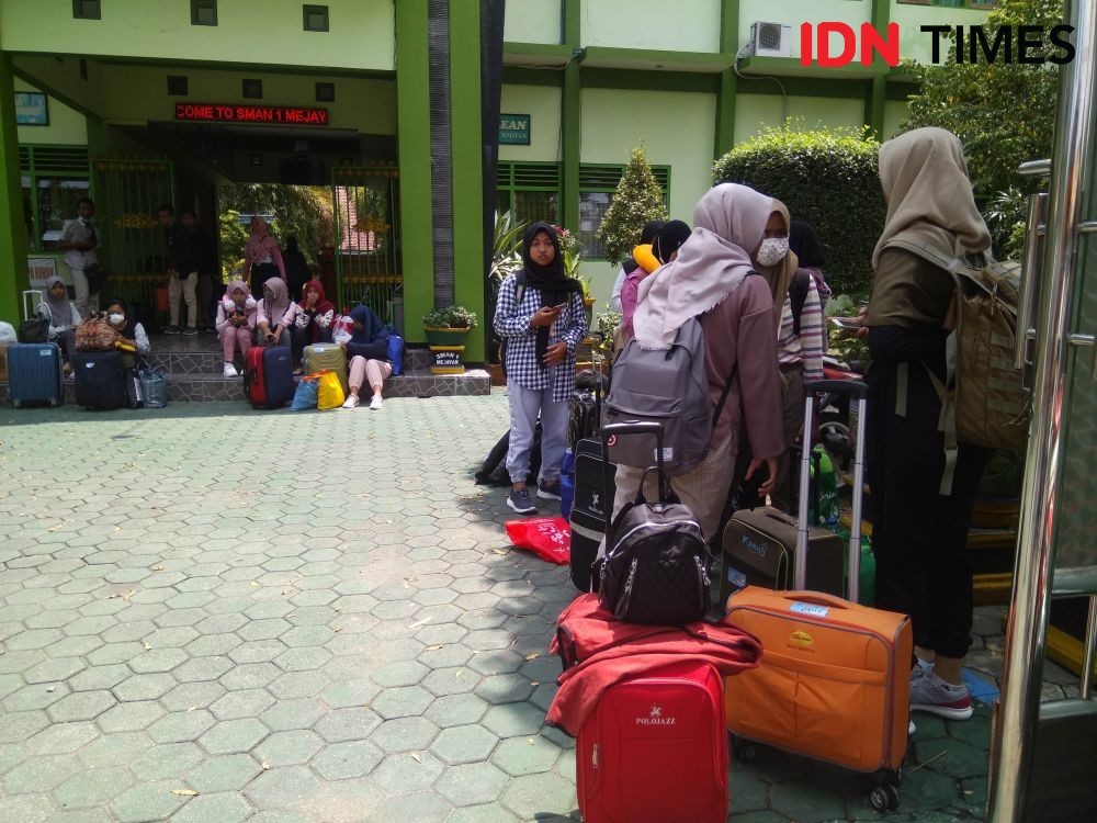 306 Pelajar SMA di Madiun Masuk ODR Corona Setelah Pulang dari Bali 