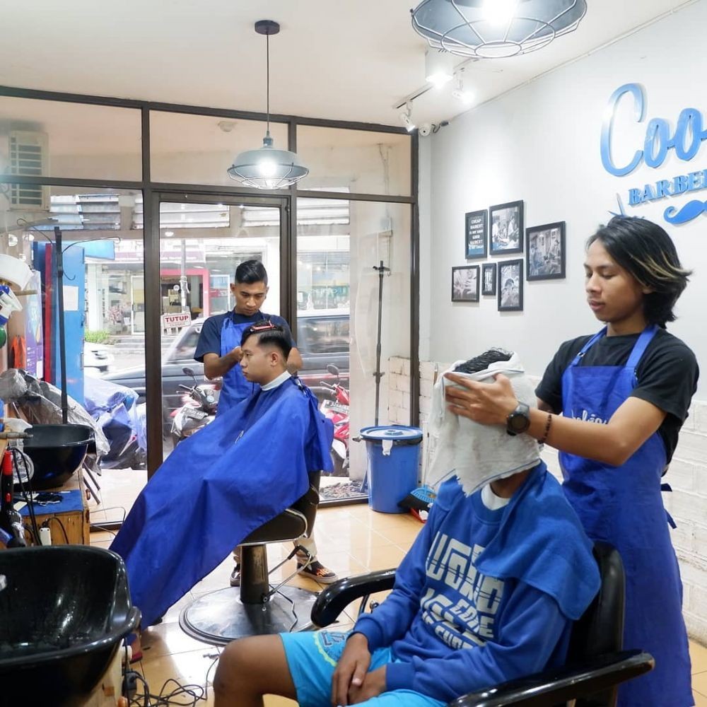 9 Rekomendasi Barbershop di  Surabaya  yang  Bikin Kece
