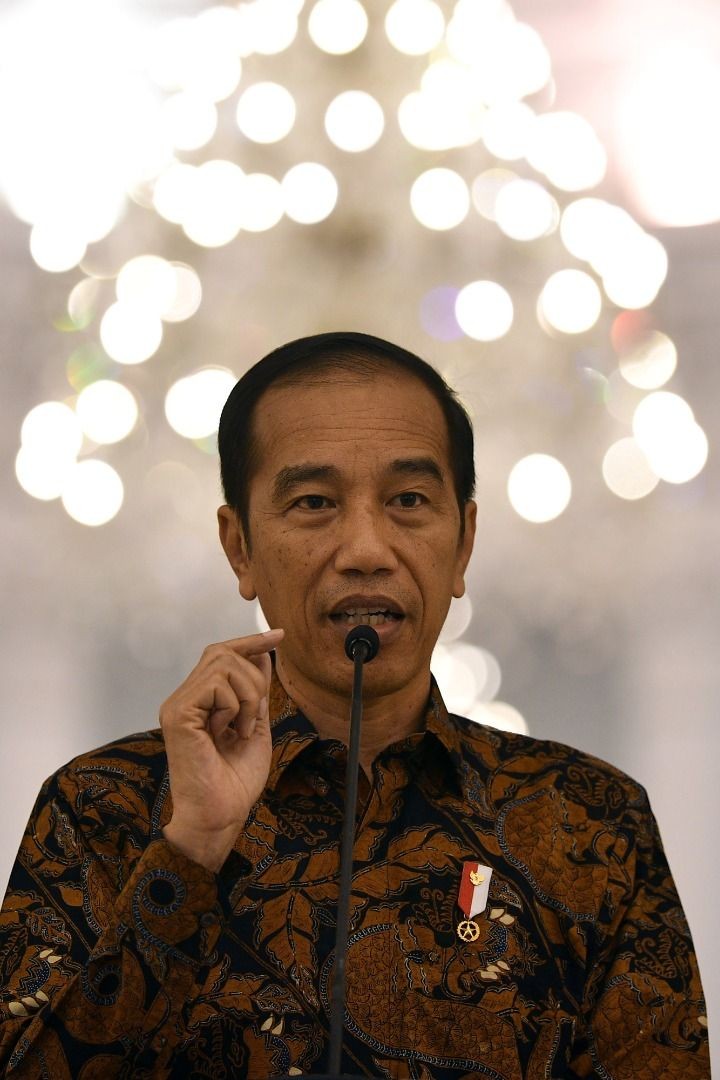 Dokter dan Perawat Meninggal karena Corona, Jokowi: Mereka Berdedikasi