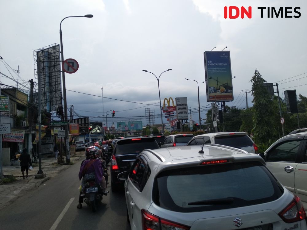 [FOTO] Banten KLB, Terminal dan Stasiun di Serang Sepi 
