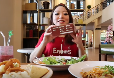 20 Tipe Unik Orang Makan ala Food Vlogger Jennie Linando, Kocak Deh!