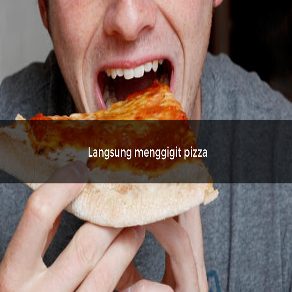 [QUIZ] Cara Orang Makan Pizza Ternyata Bisa Mengungkap Sifat Asli Lho!